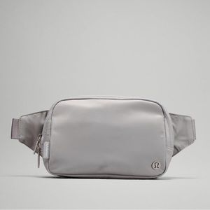 Lululemon Everywhere Belt Bag Large